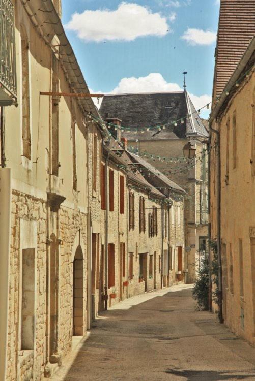 Petite Maison En Pierre Au Coeur Du Perigord Noir Proche De Sarlat Et Rocamadour Salignac Eyvigues المظهر الخارجي الصورة